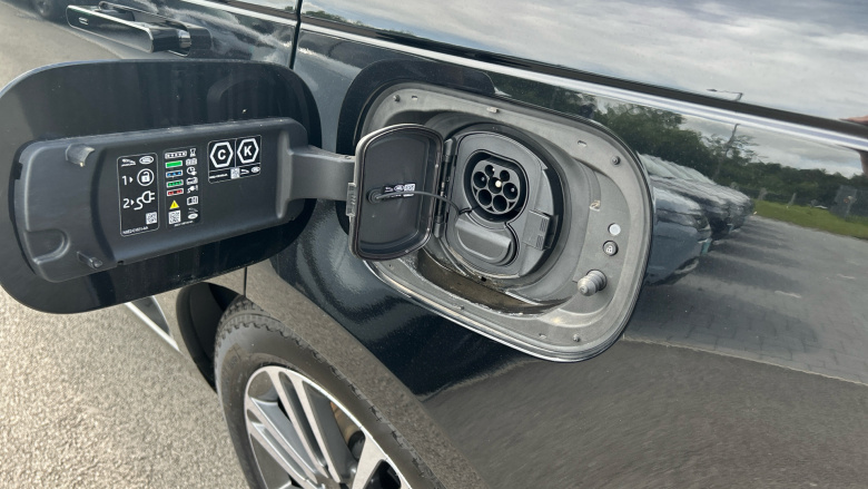 Land Rover Range Rover 3.0 P460e SE 4dr Auto Estate